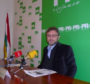 JULIO REVUELTA,
