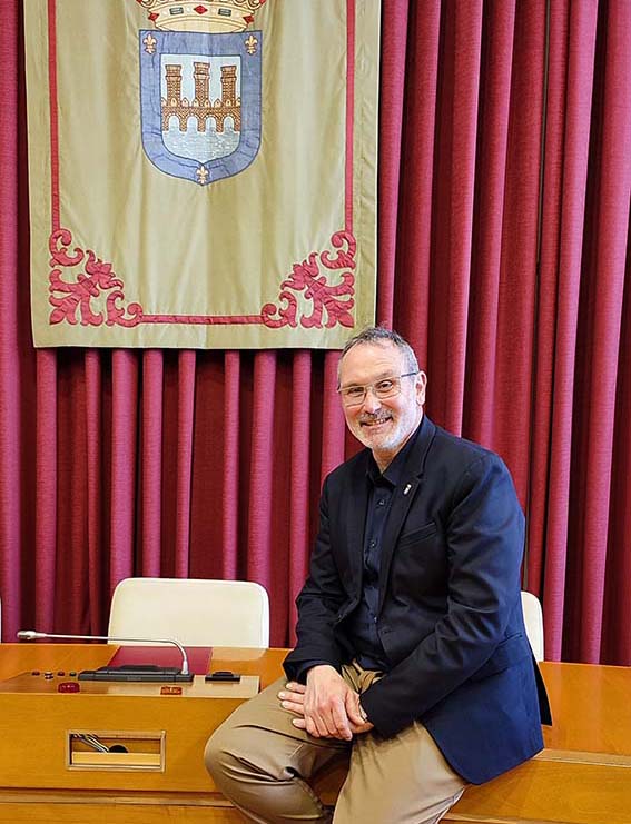 Rubén fondo Pleno 500x600